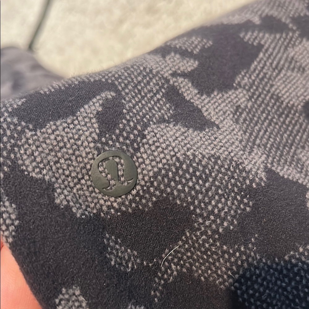 Lululemon Camouflage Jogger Pants - Picture 4 of 5